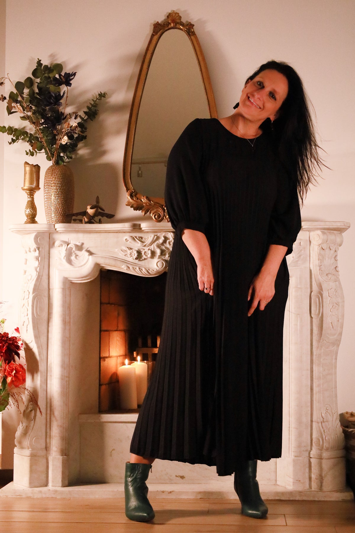 Gusto – plisséjurk in zwart