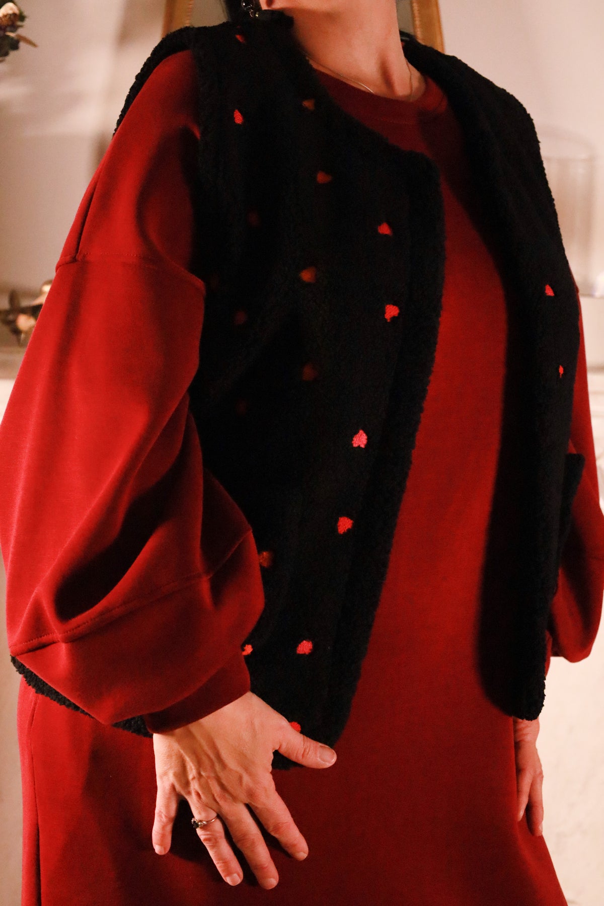 Cuore – teddy gilet met rode hartjes