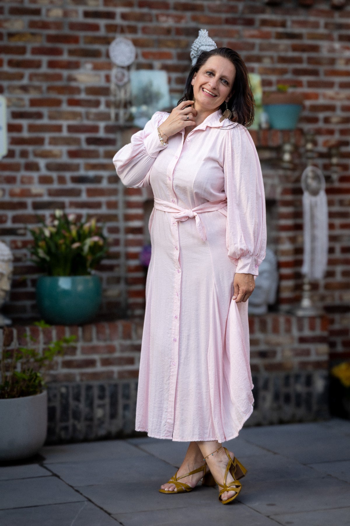 Jurk “Rose Élégance” – Lange Shirt Dress