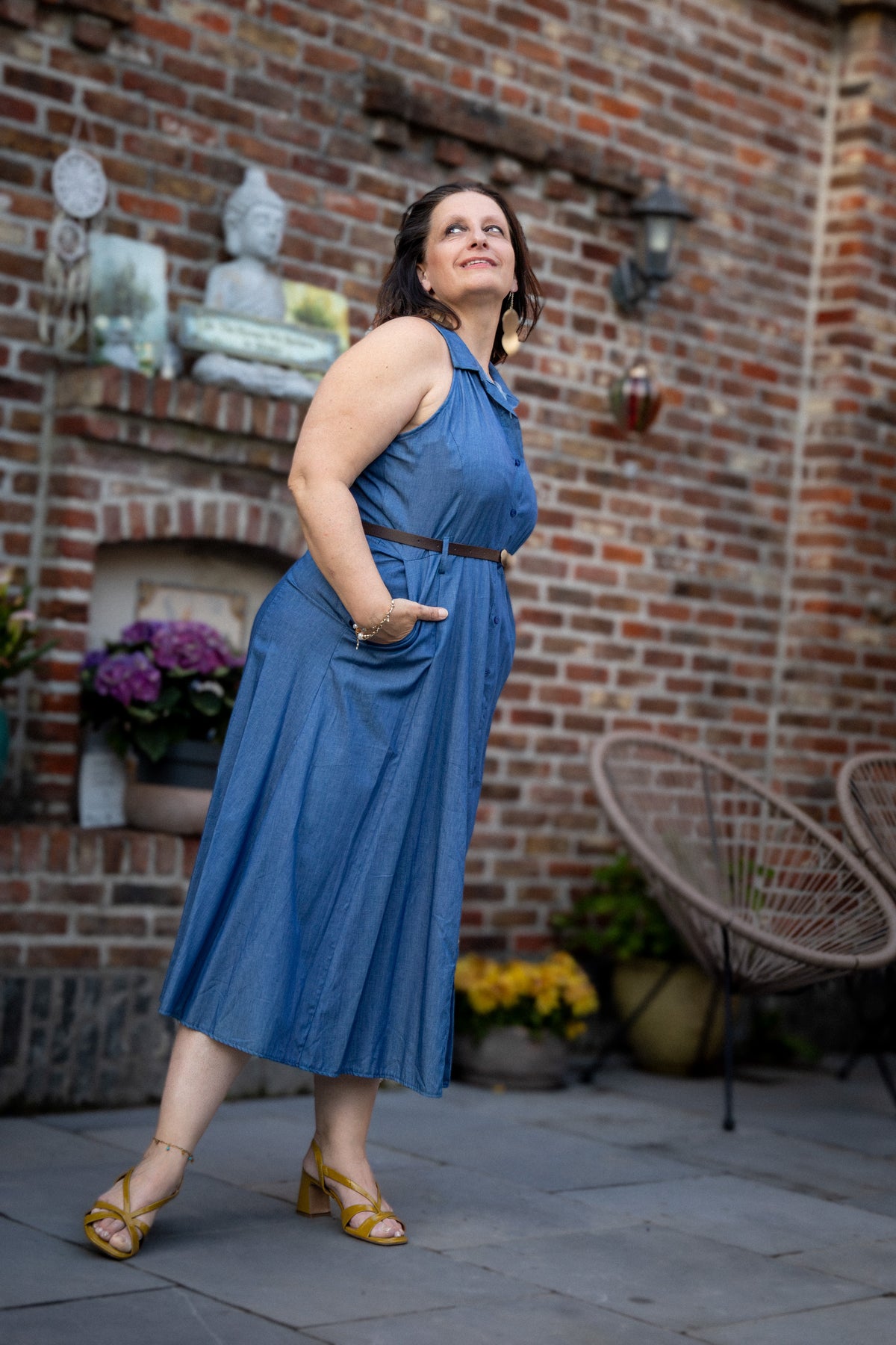 Jurk “Denim Grace” – Mouwloze Shirt Dress