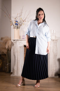 Azzurra Fresca – lichtblauwe gestreepte blouse