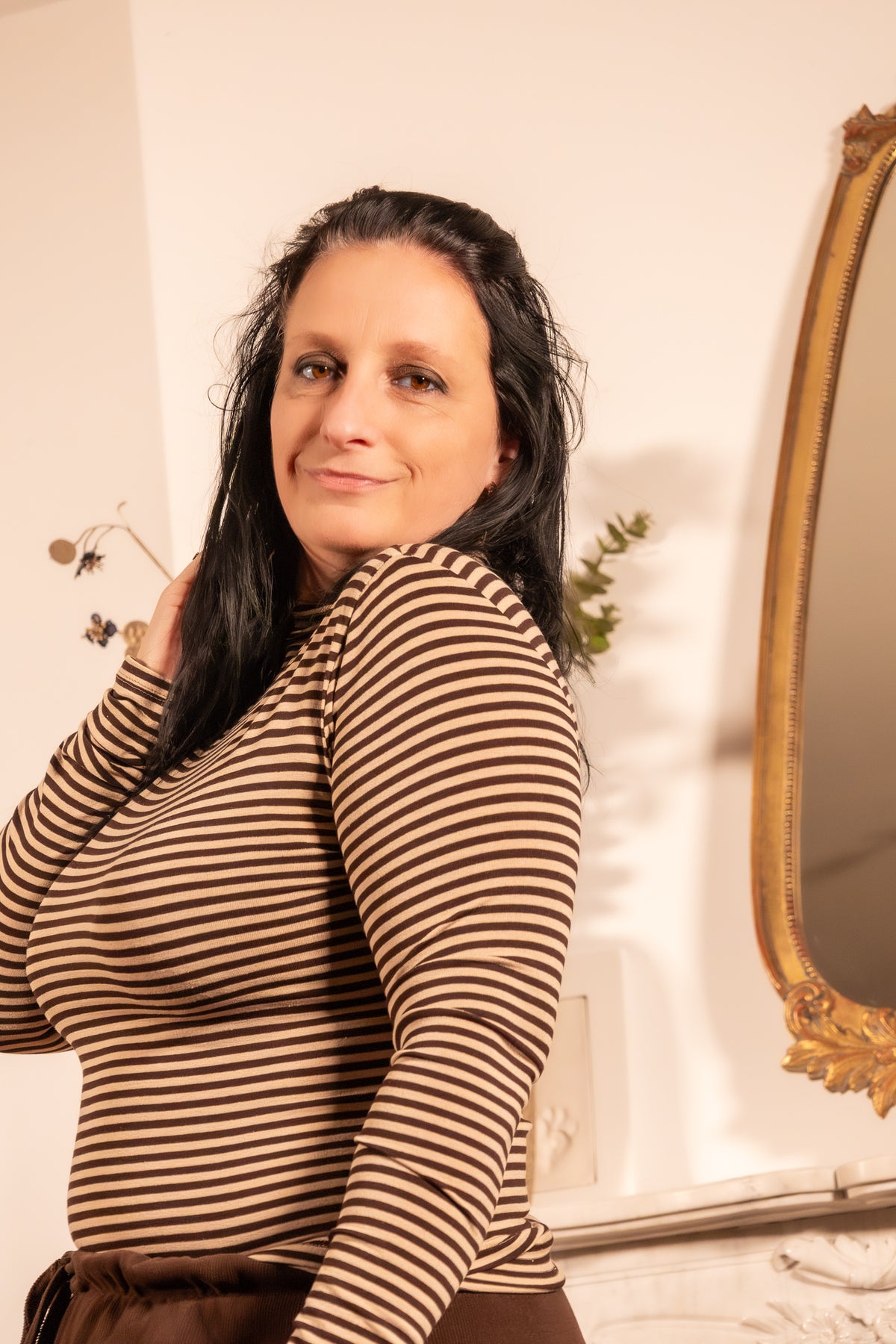 She & Me Dolci Giorni Lina gestreepte coltrui zand bruin – Cosy & Chill collectie – damesmode Duffel