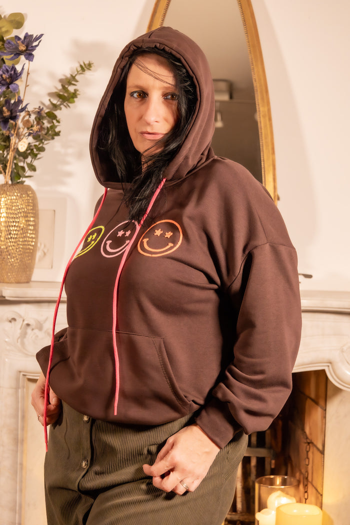Hoodie smiley bruin