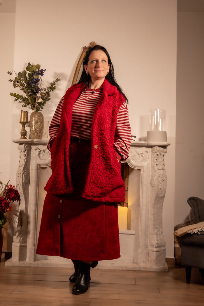 Burgundy teddy gilet met zachte textuur en comfortabele pasvorm