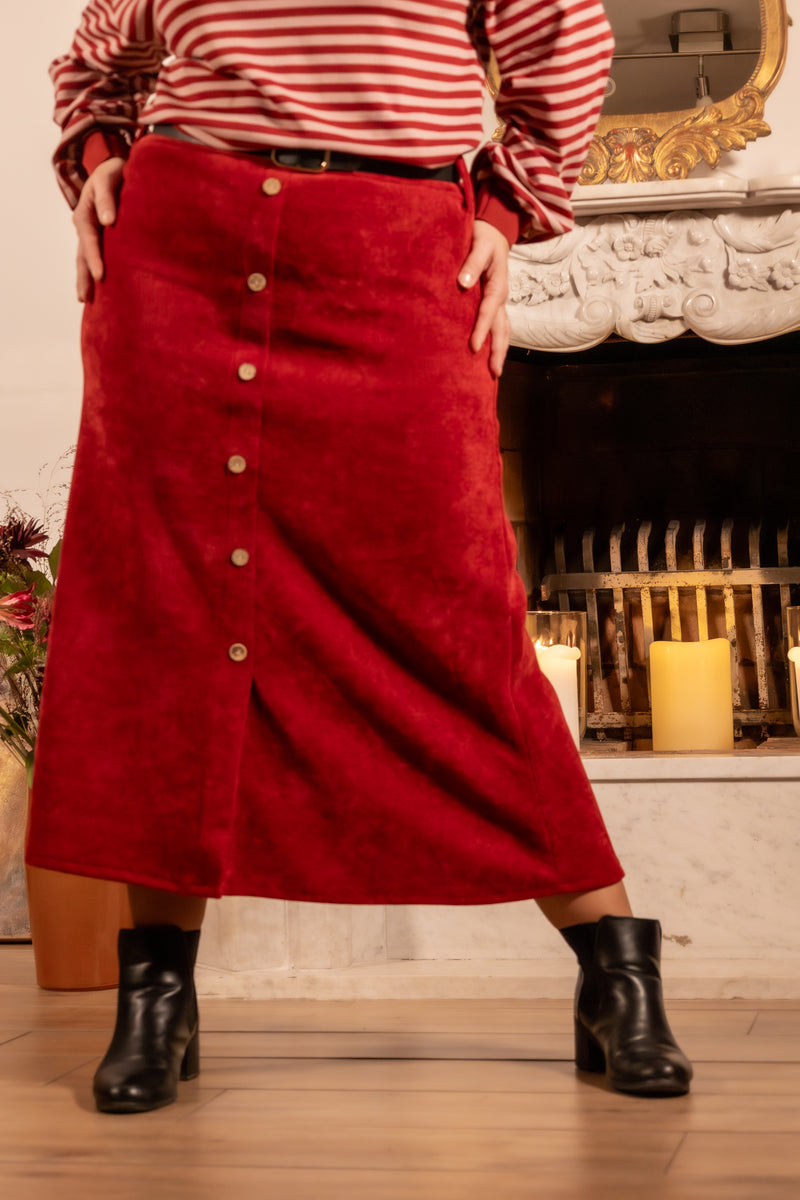 She & Me Dolci Giorni Mira rok rood corduroylook met knopen en riem – Cosy & Chill collectie – damesmode Duffel